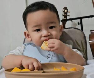 Mengatasi Anak Susah Makan